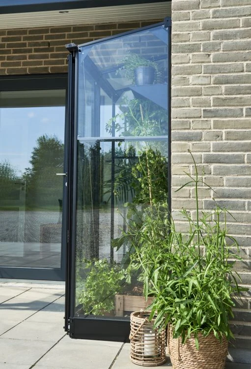 Royal Well Fundering Qube LT 24 Zwart Gecoat - Afbeelding 1